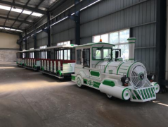 龍之盈游樂(lè )CHC-30型無(wú)軌道小火車(chē)主要技術(shù)參數
